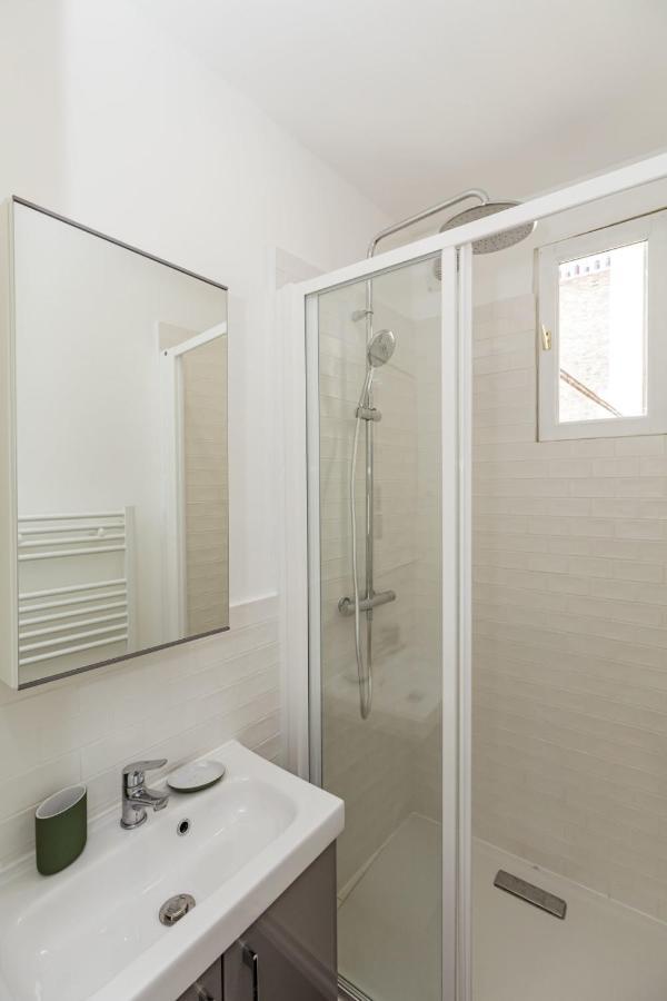 Nice 32 M Renovated And With Comfort In Paris Apartment Bagian luar foto